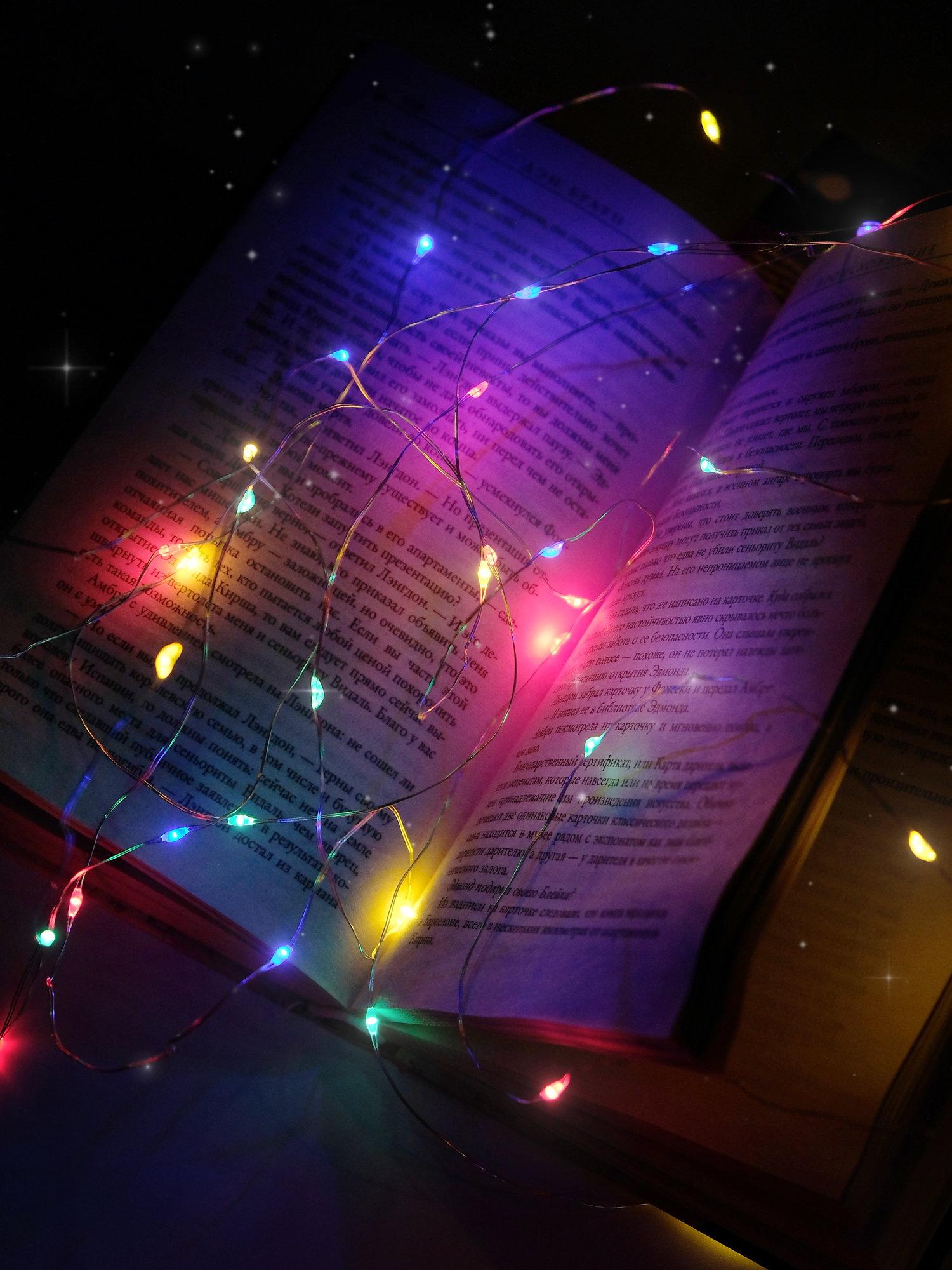 Электрогирлянд Роса Нить ФАZА 5,1м 50 микроLED ламп, 8 режимов мультиколор с питанием от батареек по цене 