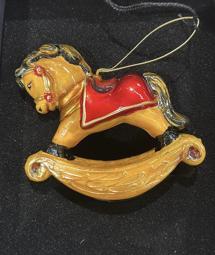 d9827605-f0a6-4947-a2ea-f1d6b28cddf3