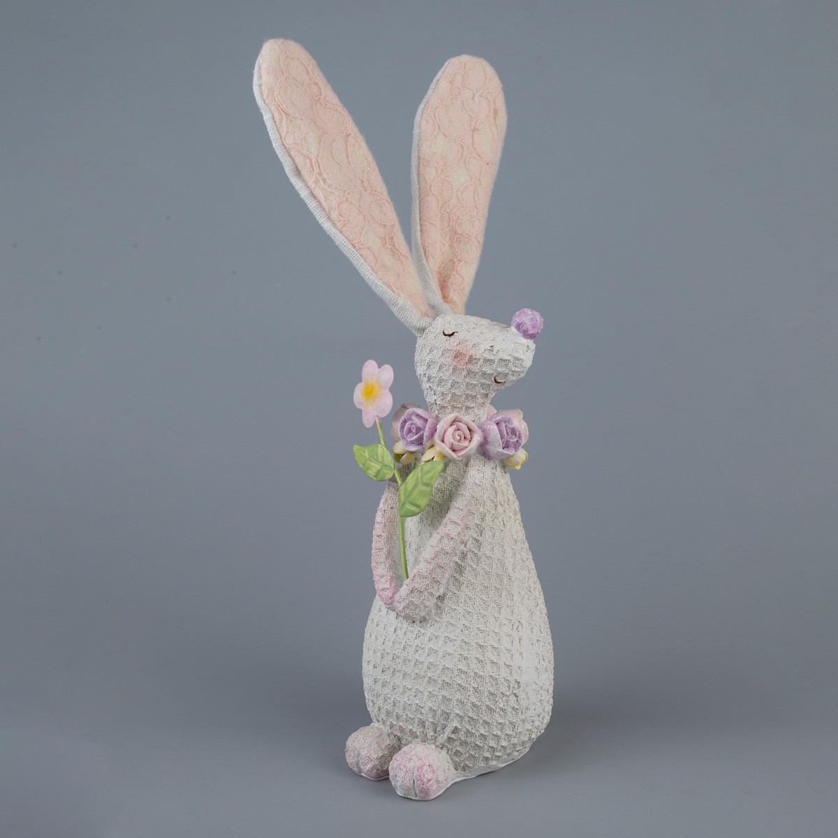 Фигурка декоративная Кролик с цветком 27х8,5х8,5см арт.к000028857 по цене 