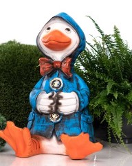 Фигура садовая Утенок в плаще полистоун 53х39х41см арт.Ф08976-БЛ по цене 