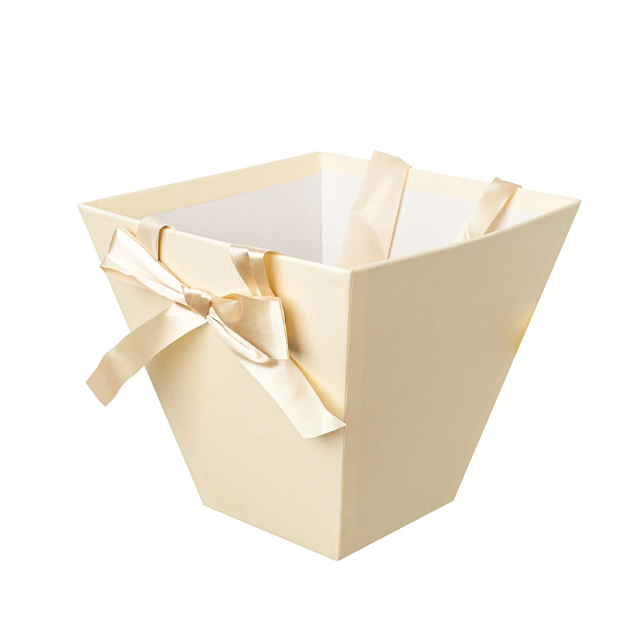 Коробка для букета с лентами 10,5х19,5х18см, слоновая кость по цене 