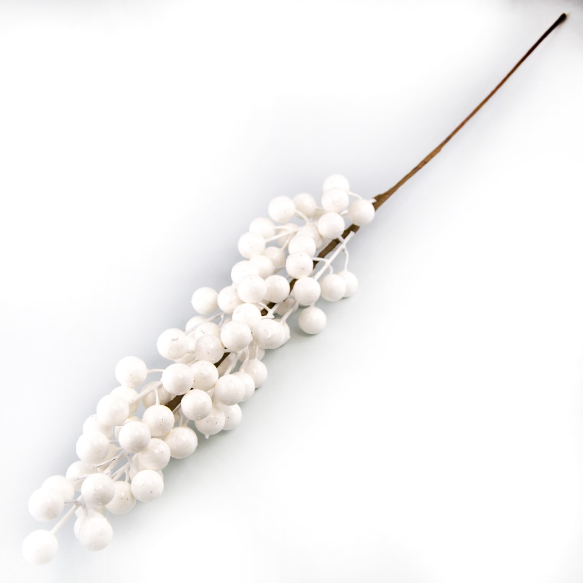 Ветка с ягодами 73см белый арт.к000019084 по цене 