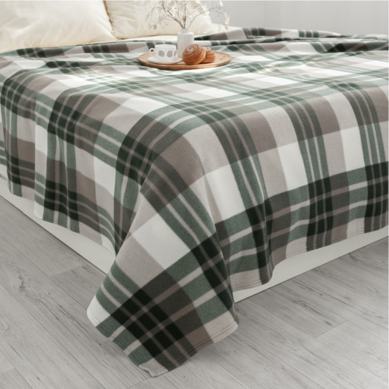 Плед флисовый Веллнесс Антипилинг 190х220см, полиэстер арт.WPLA192-Машук по цене 