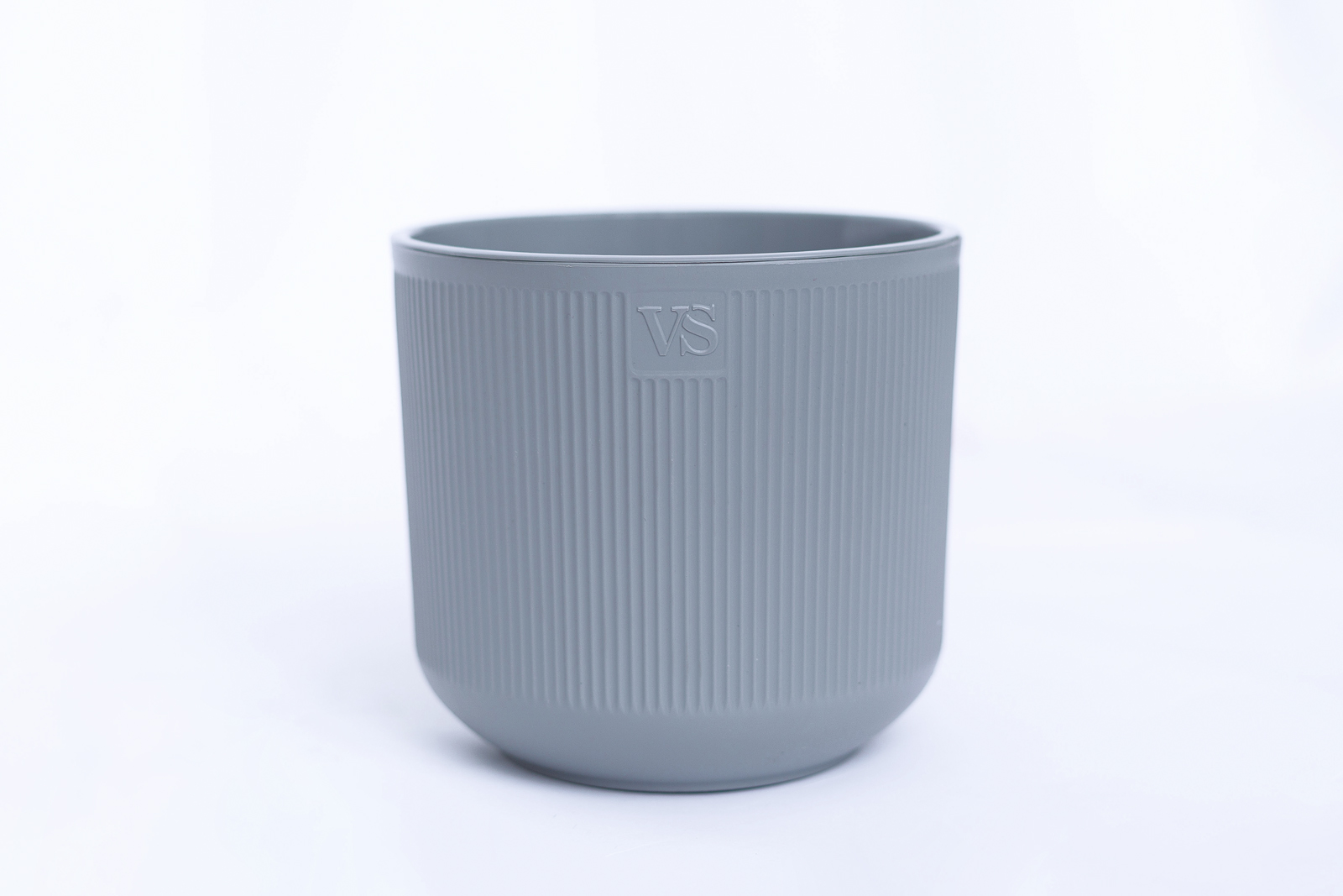 Горшок Росси ВипСет с дренажной системой 16х17х17см 3,1л пластик серый по цене 