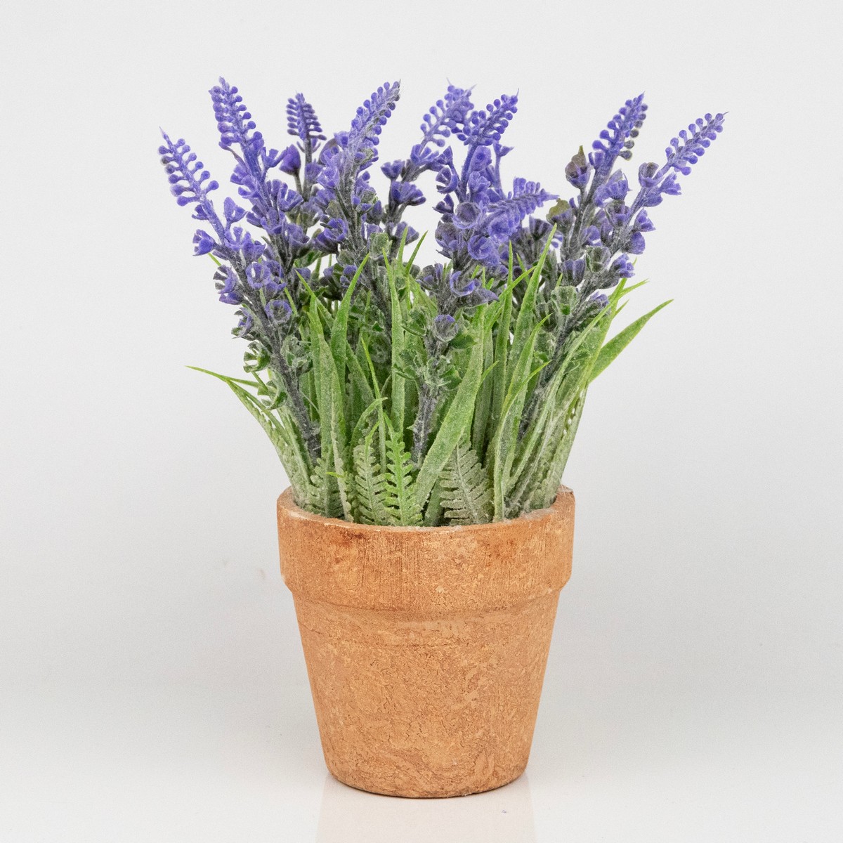 Цветок искусственный Лаванда в кашпо 12x18см, сиреневый по цене 