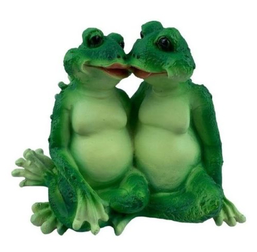 Фигура Лягушки целуются 17см, полистоун арт.F543 по цене 