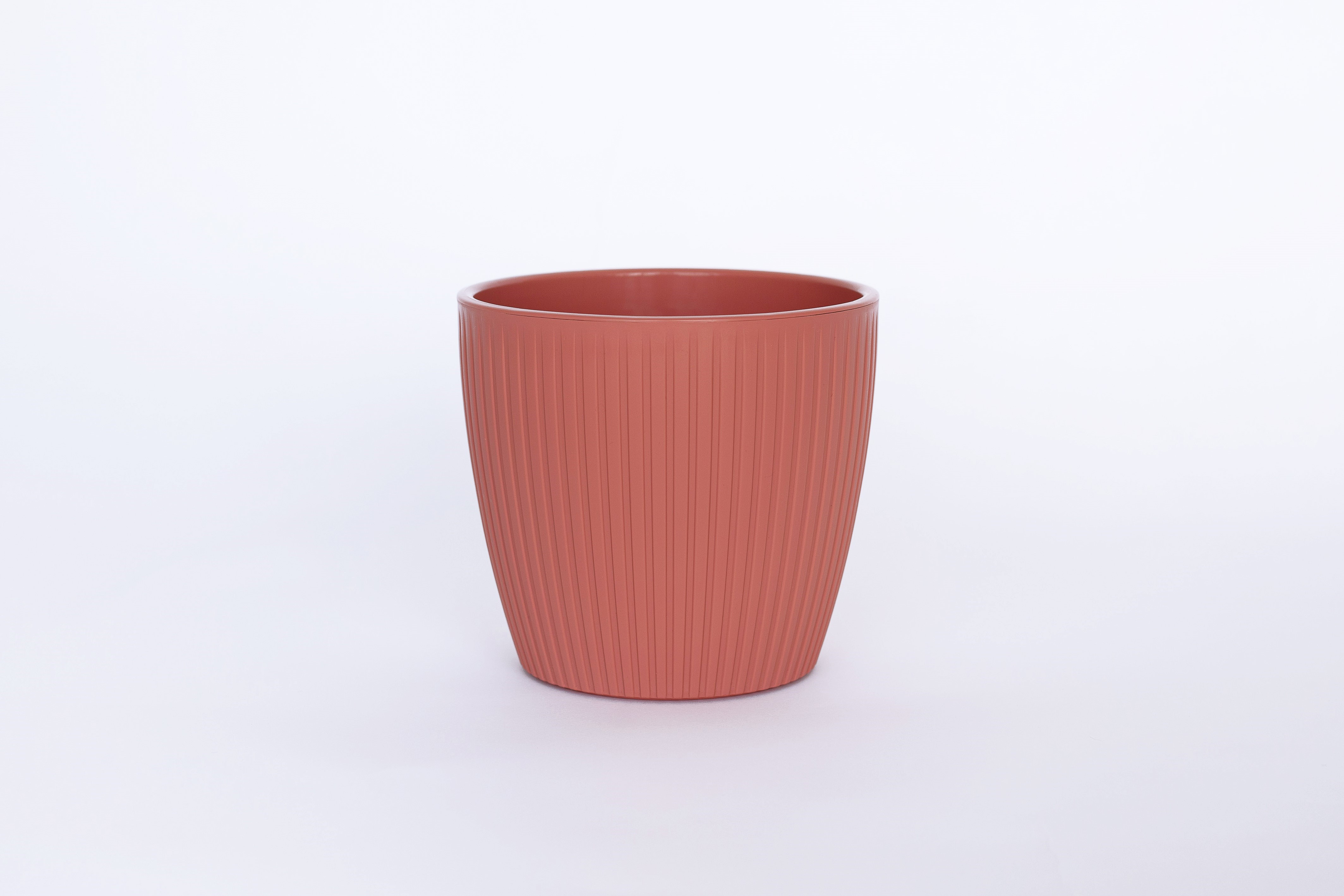 Горшок с дренажной системой ЭВИ ВипСет 0,6л пудра, пластик по цене 