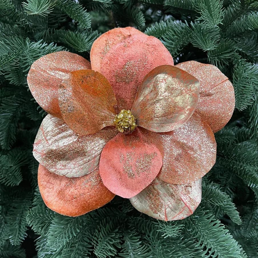 Цветок Магнолия лососевая с золотой серединкой 20см арт.87455 по цене 