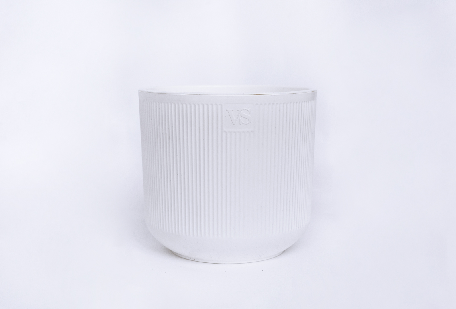 Горшок Росси ВипСет с дренажной системой 17х19х19см 4,4л пластик белый по цене 