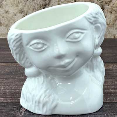 Кашпо Девочка 12см 0,45л керамика, белый арт.557004 по цене 