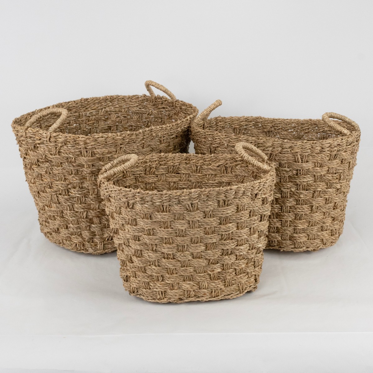 Корзина плетеная большая, растительный материал арт.к000035508-1 по цене 