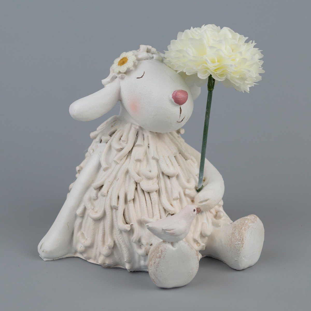 Фигурка декоративная  Овечка с цветком сидит 10,5х10х10,5см арт.к000028877 по цене 