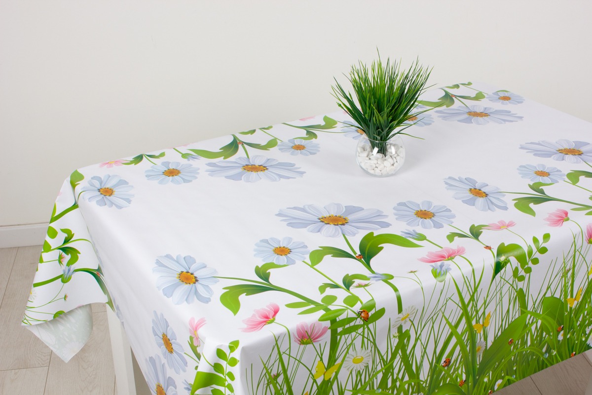 Клеенка уДачная 130см Луговые цветы арт.14907 по цене 