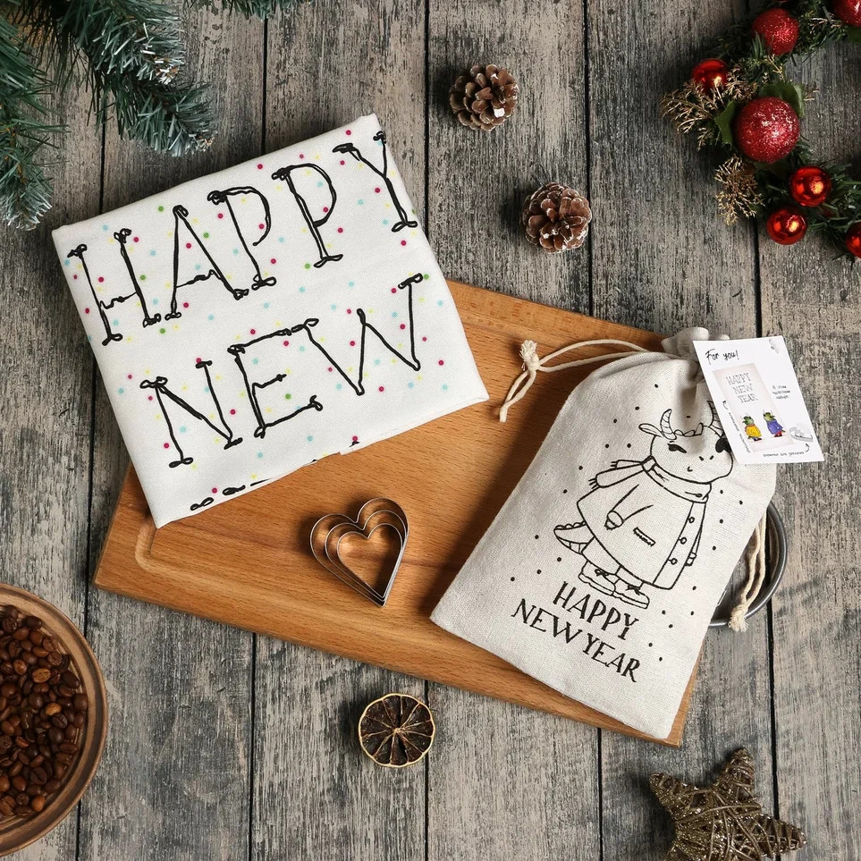 Набор в мешочке Этель С Новым Годом: полотенце 40х73см, формочки для запекания 3шт арт.9728374 по цене 