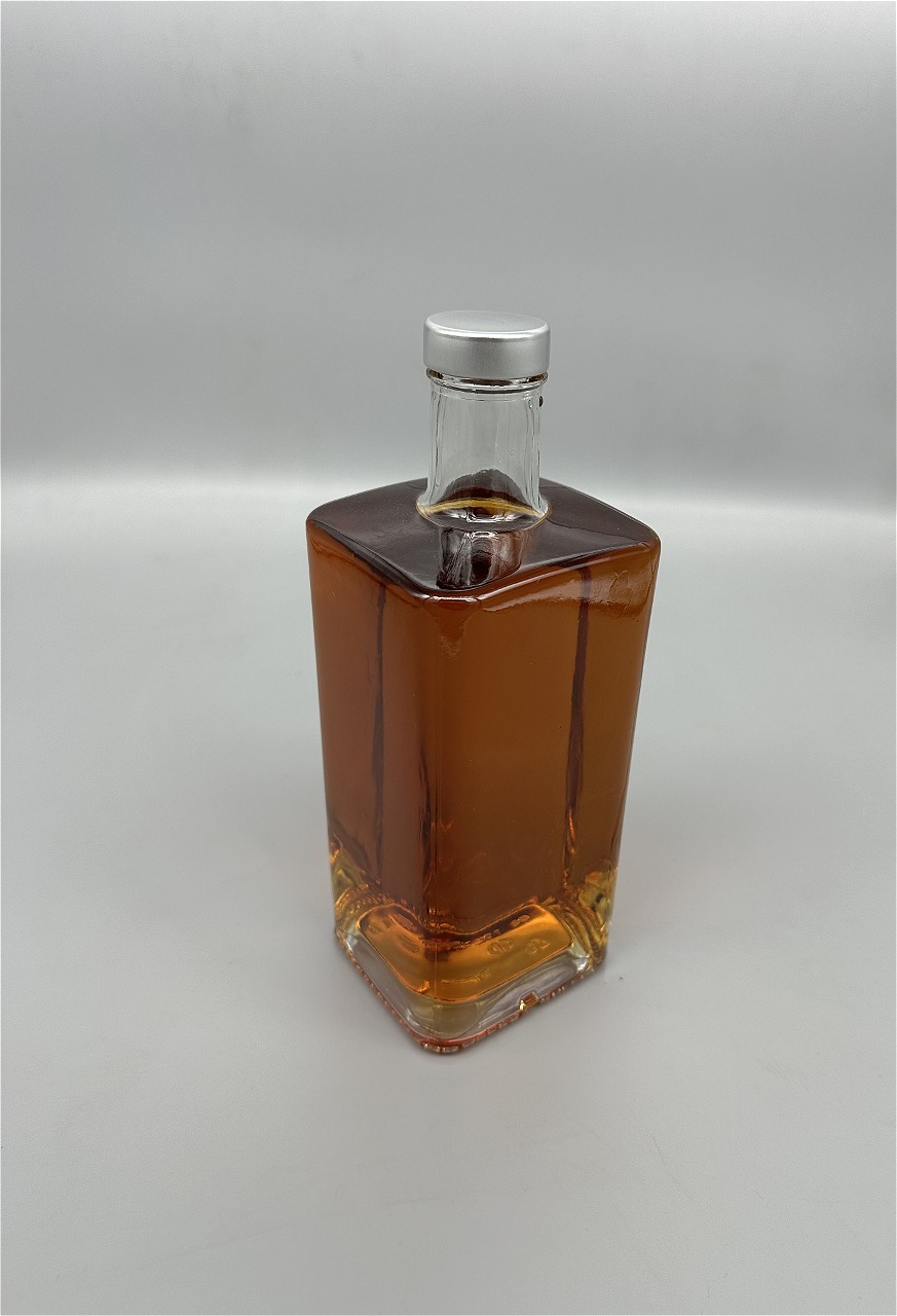 Комплект бутылок КЕНДО 1л 6шт по цене 