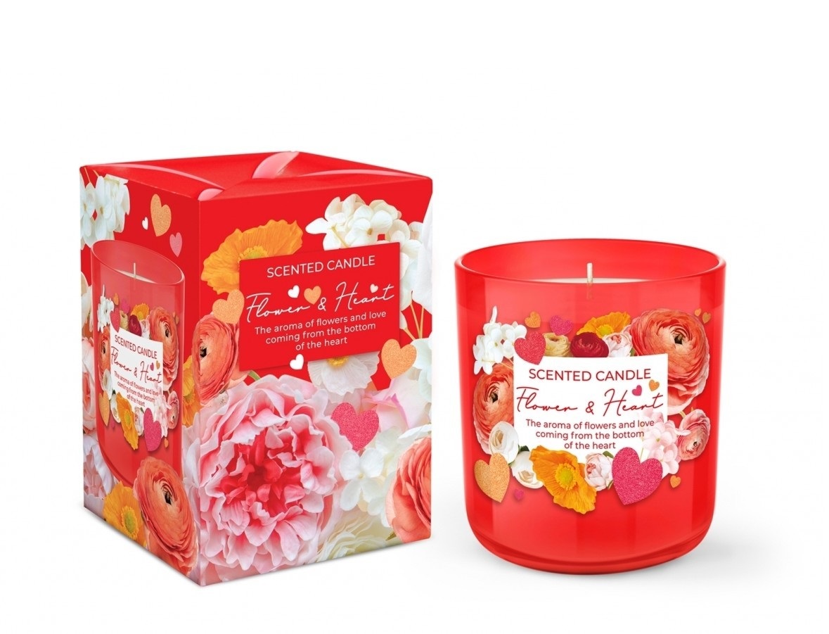 Свеча ароматизированная в стакане Цветок и сердца 150г по цене 