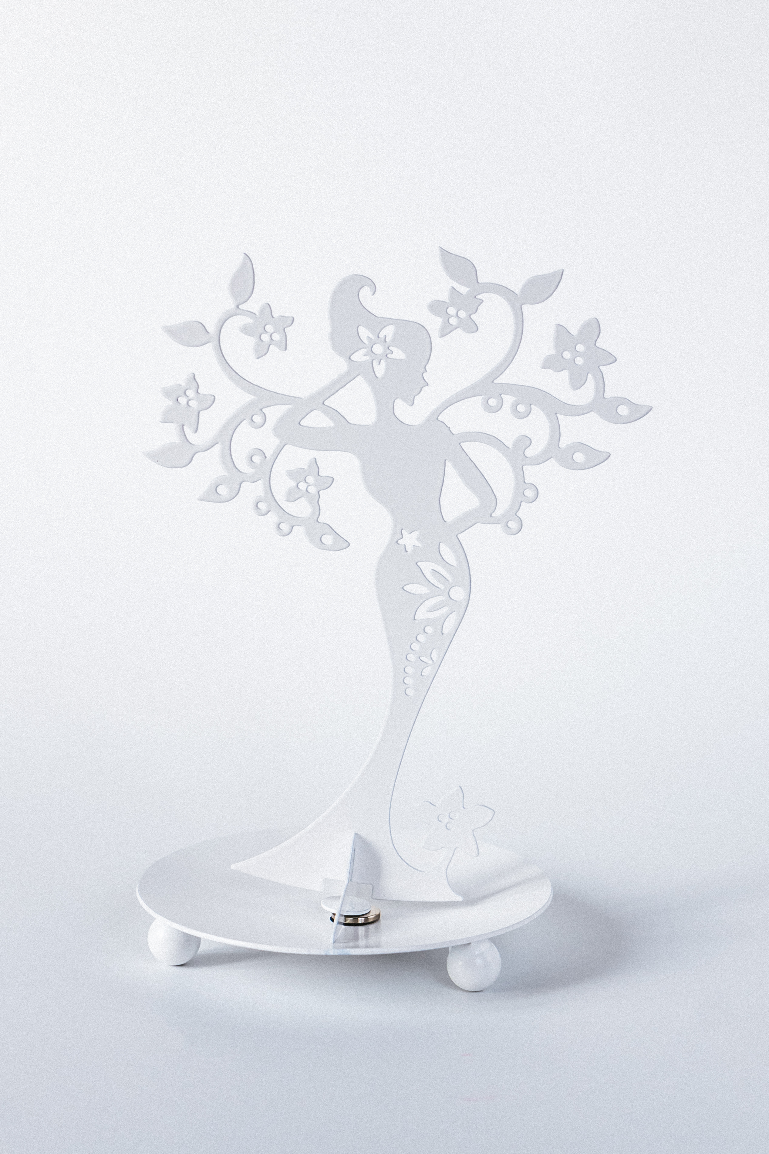 Подставка для украшений Девушка 10х14х19,6см, металл арт.PU011-BY по цене 