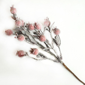 Ветка с ягодами заснеженная красный 22см по цене 