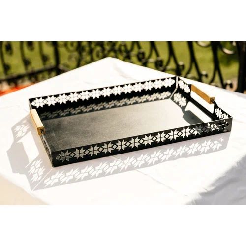 Поднос сервировочный 44,3х29,2х5см, металл арт.PD015-BY по цене 