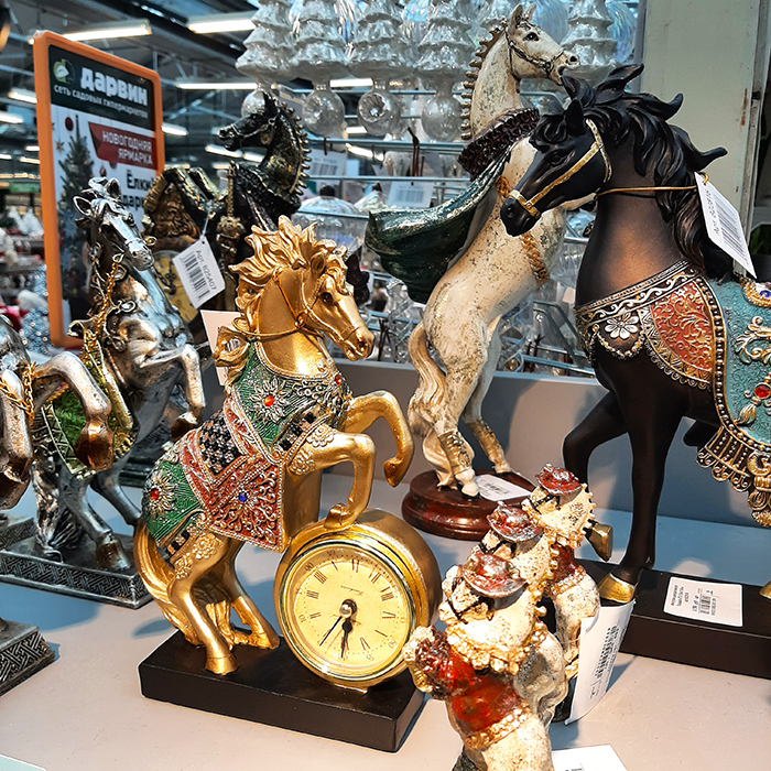 лошадь символ года декор для дома лошадь символ года декор для дома