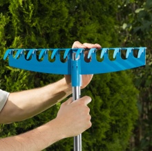 Черенок алюм. 1.58м с фиксатором Palisad Luxe (под грабли 61793/32/33) по цене 