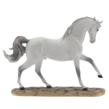 Фигурка декоративная Лошадь 32х7х24см арт.821598 по цене 
