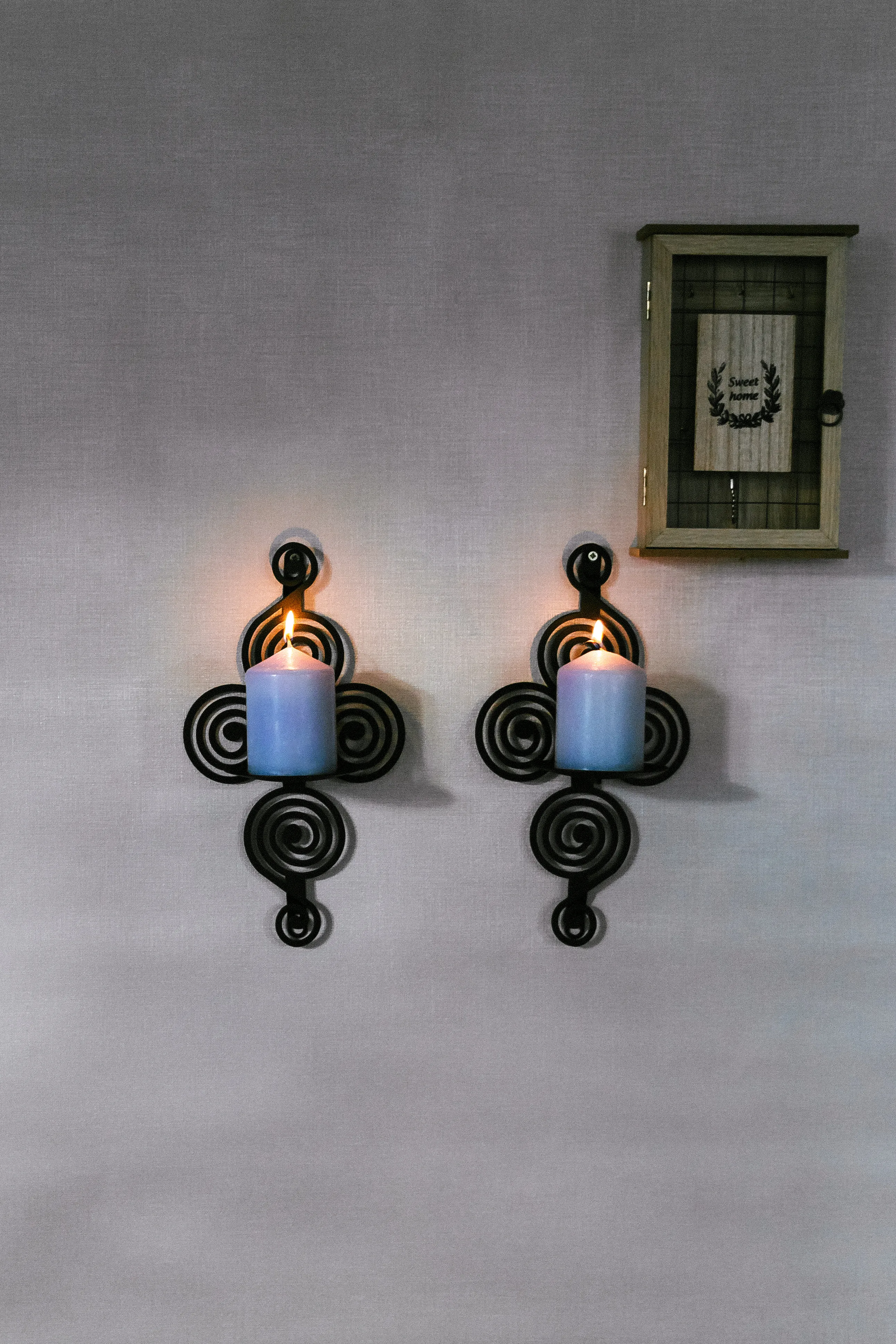 Набор подсвечников настенных Изящество 2шт: 18х32,5х14,5см, металл арт.PS070-BY по цене 