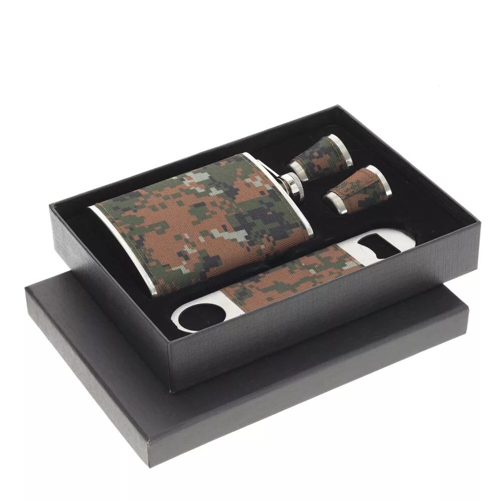 Набор из 4-х предм.: фляжка 2 стопки открывалка) 17,5x23,5x4см по цене 