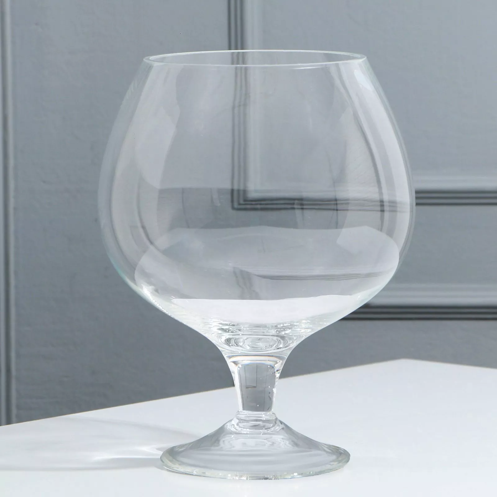 Ваза бокал на ножке 1,8л, стекло арт.10129231 по цене 