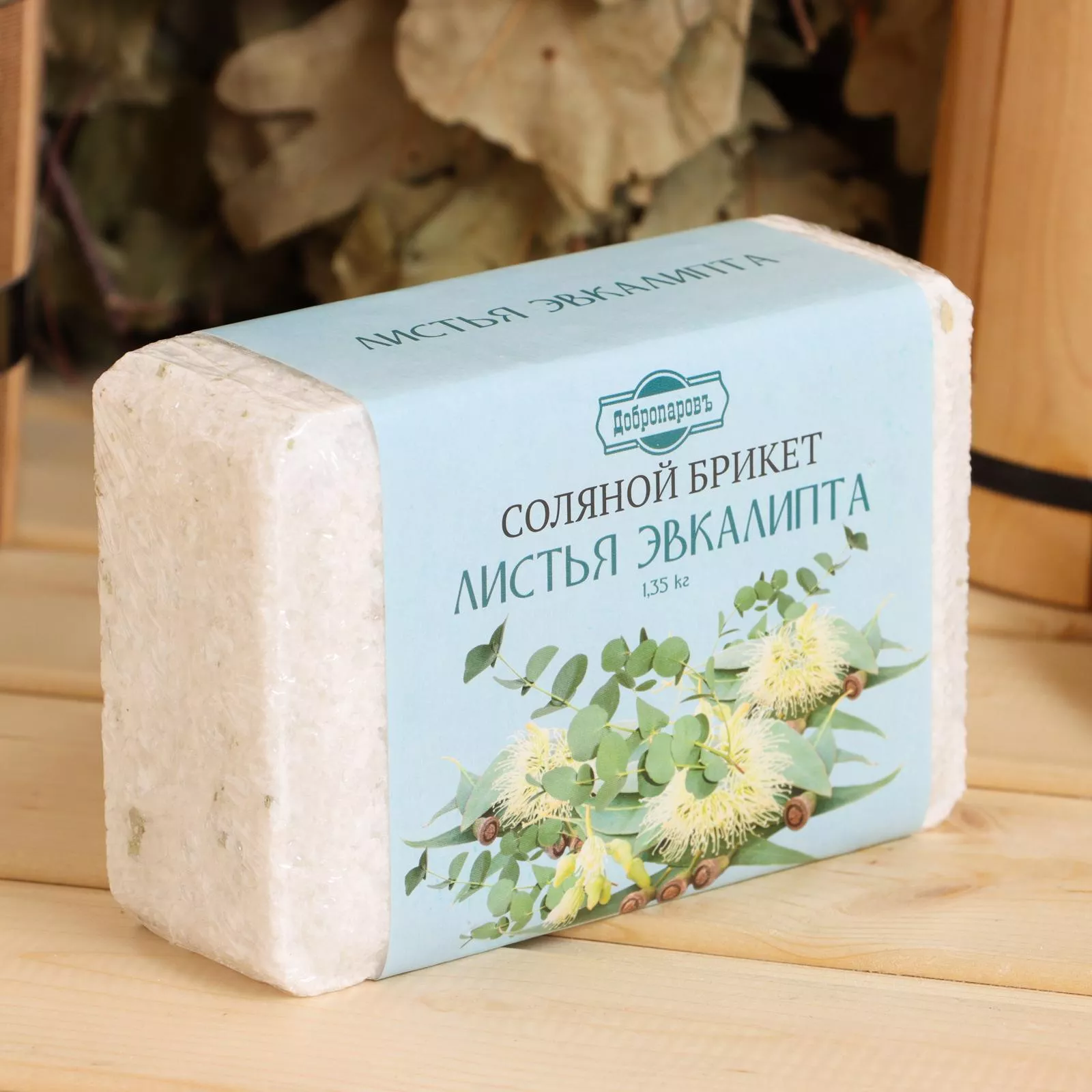 Брикет соляной Листья эвкалипта 1,35кг арт.3519606 по цене 