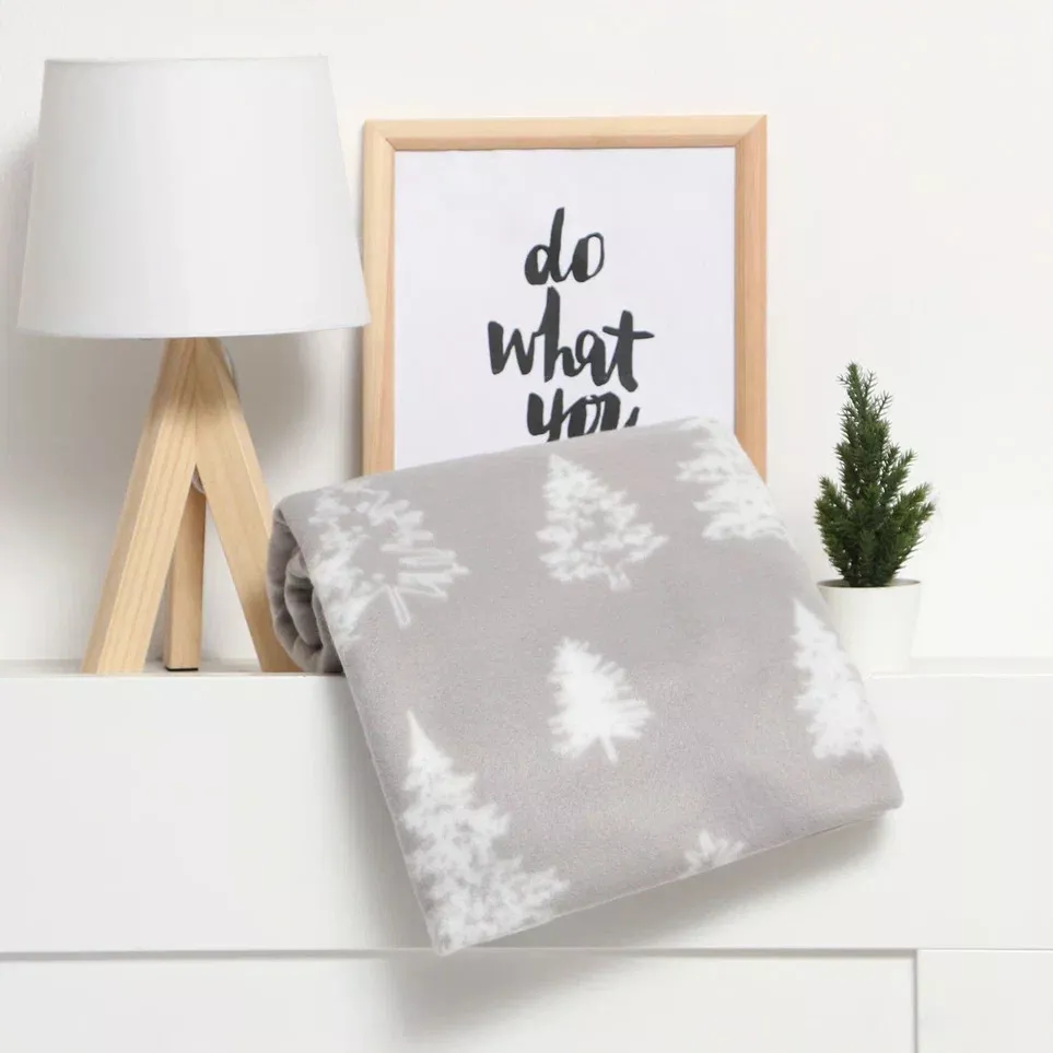 Плед Экономь и Я Елочки 150х130см, полиэстер арт.9518109 по цене 