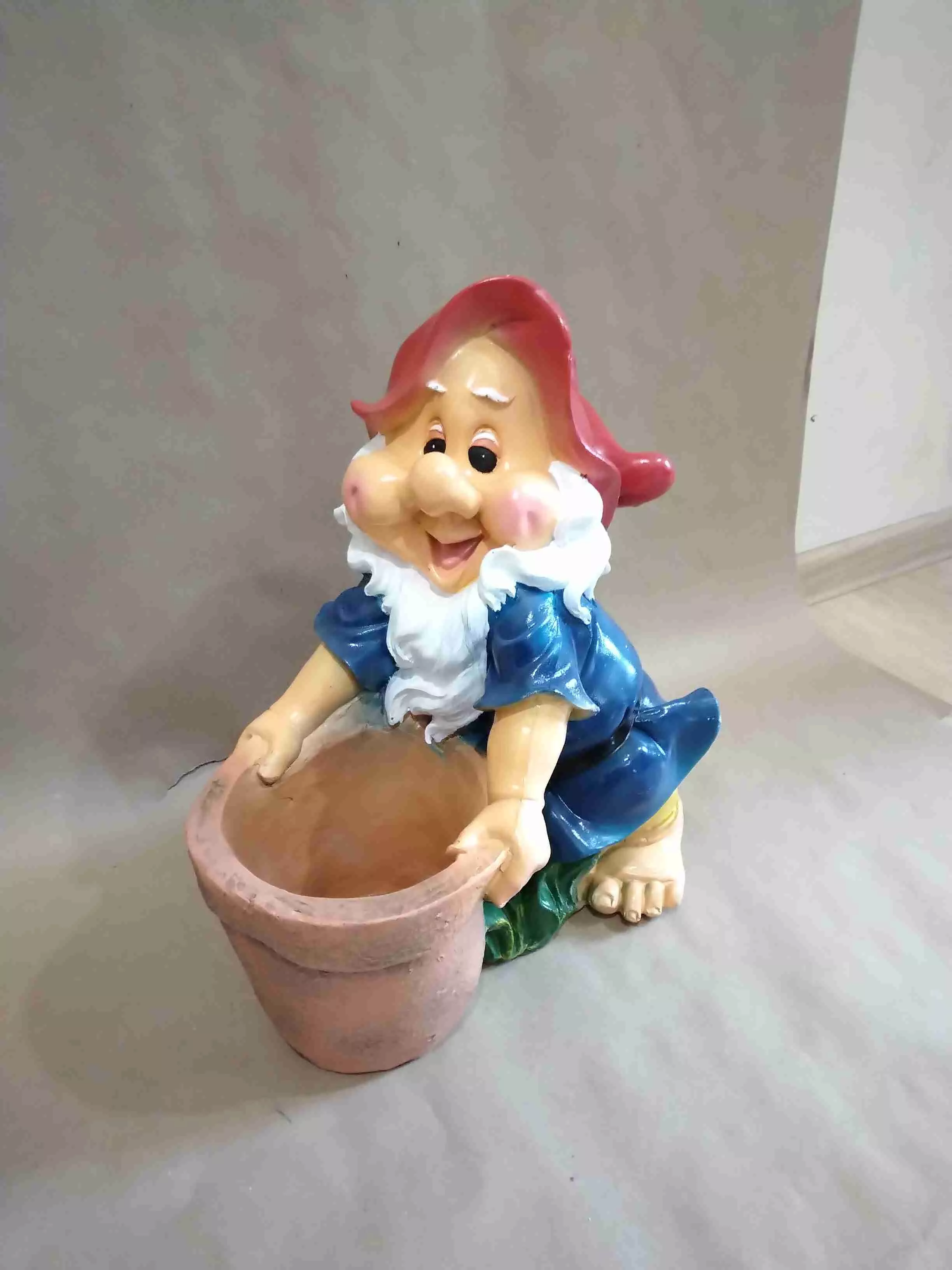 Фигура Гном с горшком 40х15см, полистоун арт.ФП168 по цене 