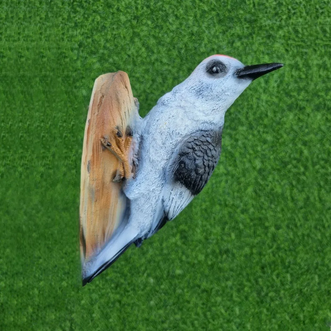 Фигура садовая навесная Дятел на ветке 8х22х16см, полистоун по цене 