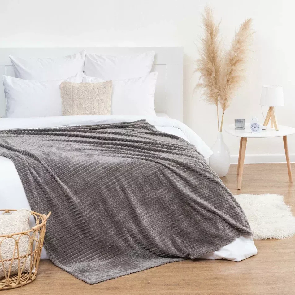 Плед Этель Клетка 150х200см серый, 100% п/э арт.7091194 по цене 