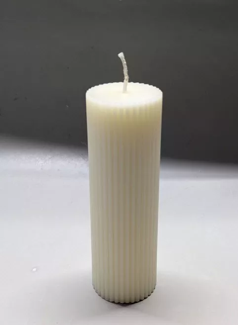 Свеча рифленая колонна 5х10см,белый по цене 