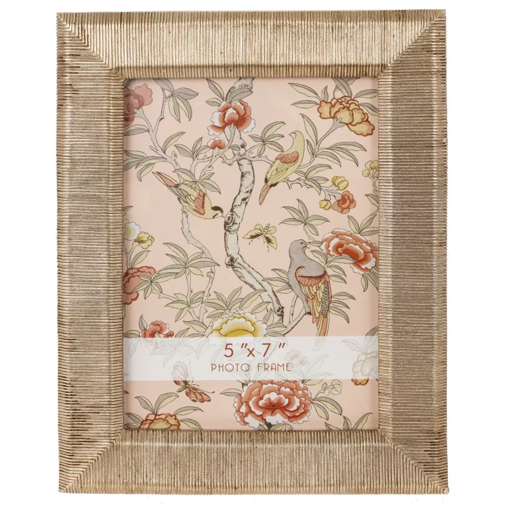 Фоторамка 12х17см, золото арт.817111 по цене 