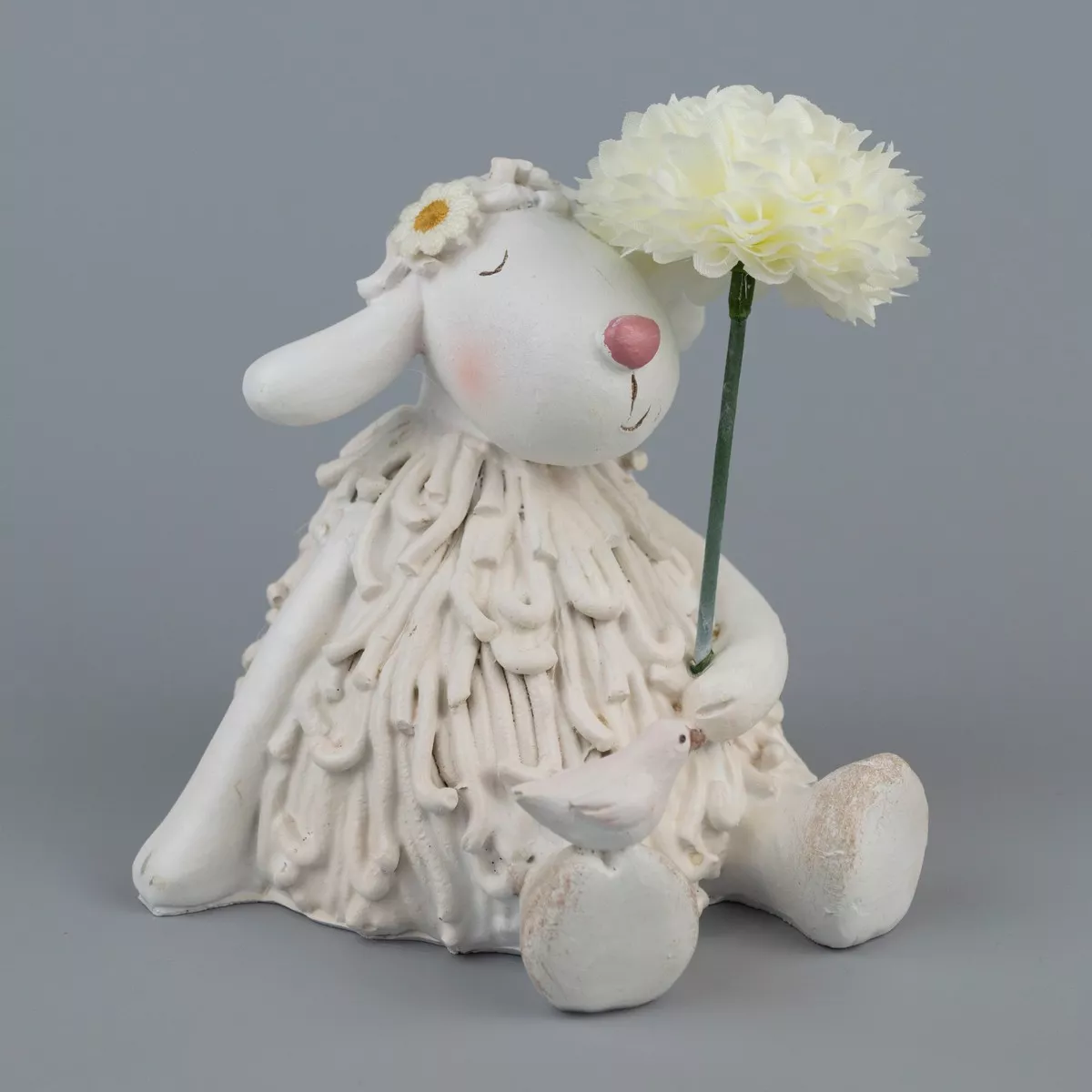 Фигурка декоративная  Овечка с цветком сидит 10,5х10х10,5см арт.к000028877 по цене 