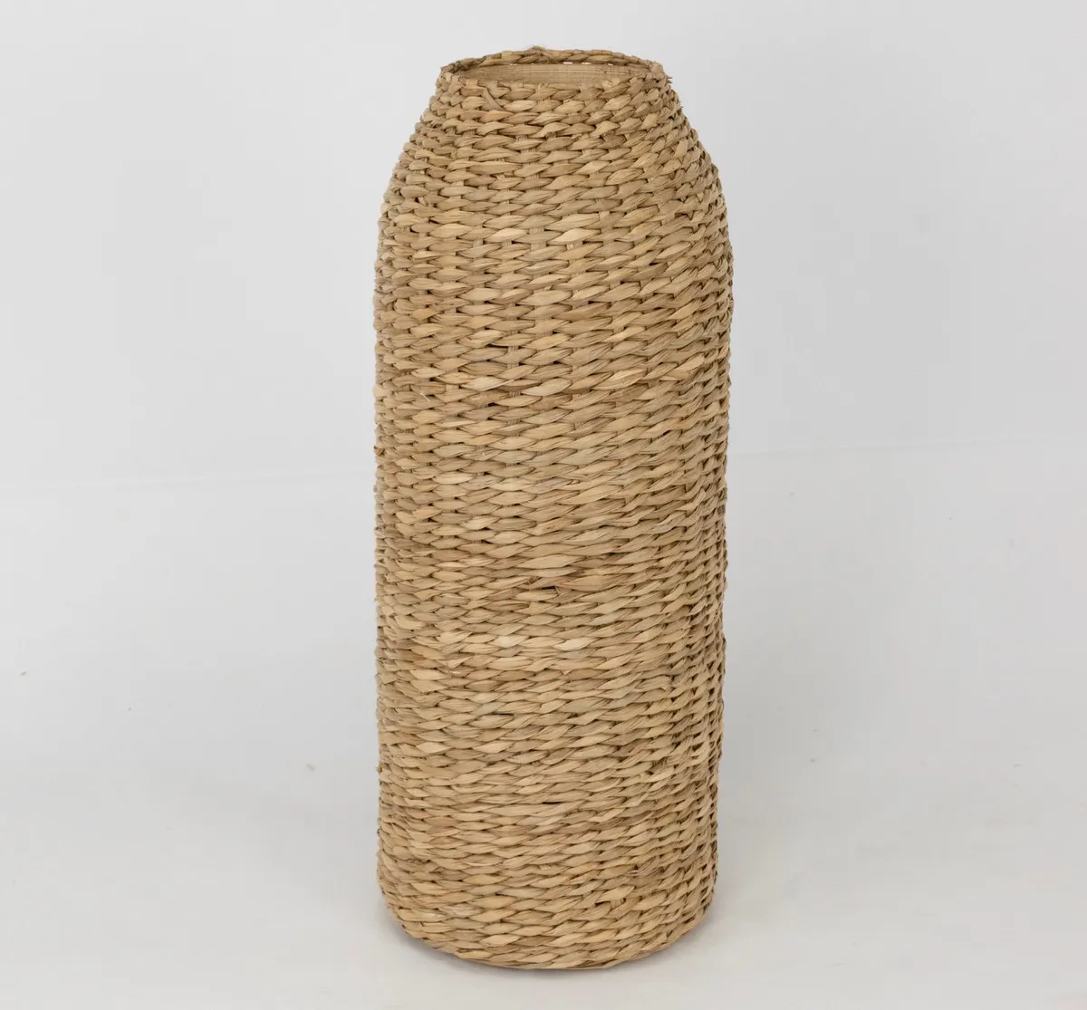Ваза плетеная 12x32см натуральный, растительный материал по цене 