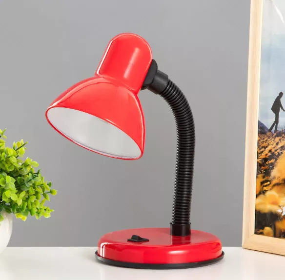 Лампа настольная с выключателем 220В красная арт.739299 по цене 