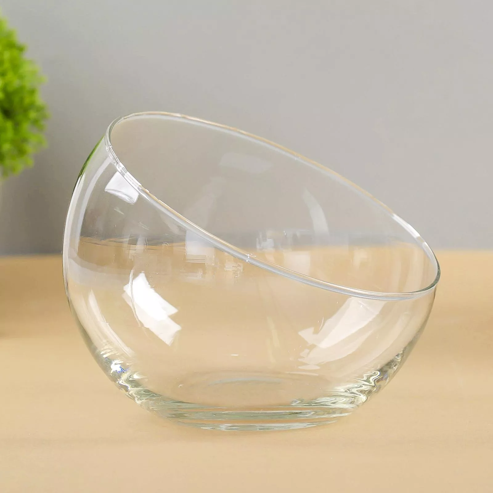 Ваза Анабель шаровая с косым резом 0,8л, стекло арт.758477 по цене 