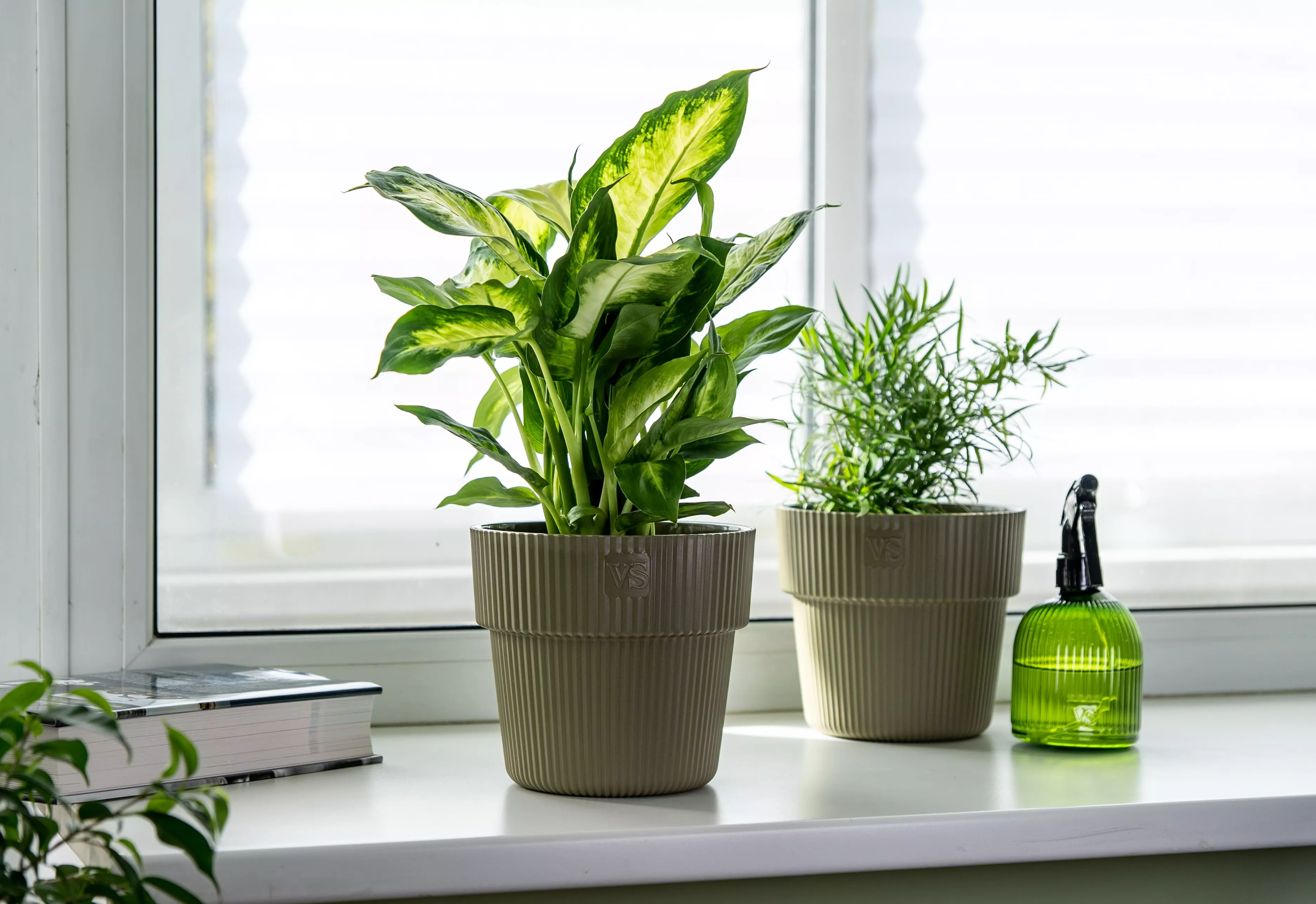 Горшок с дренажной системой Алемар ВипСет 2,4л оливка, пластик арт.АМА-2,4-14 по цене 