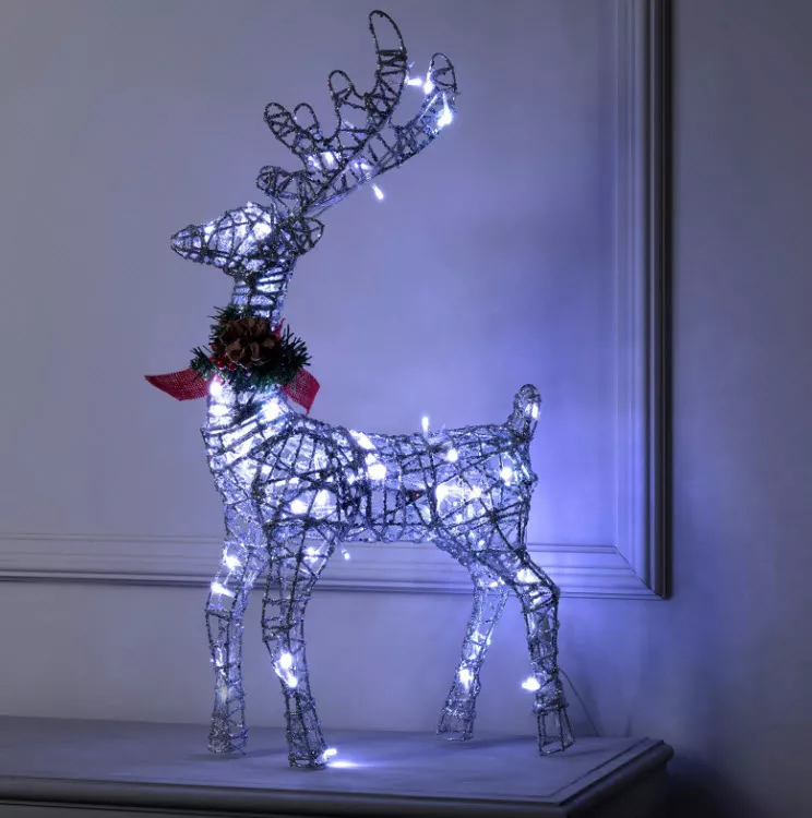 Фигура светодиодная Олень серебристый 35×60×10см, белый арт.3662048 по цене 