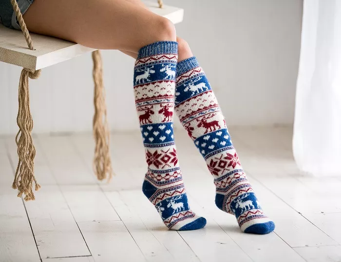 Гольфы женские шерстяные Олени Снежинки, синие, арт.G7-2-5, р.35-37 по цене 